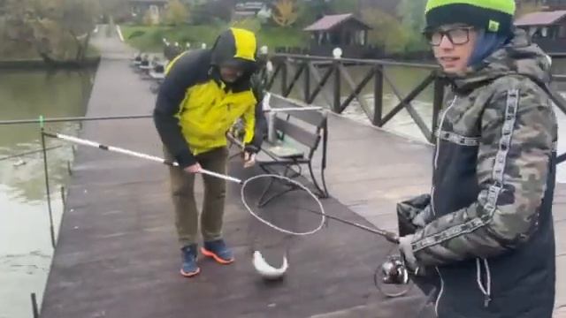 Рыбалка в Видной Усадьбе! смотреть онлайн