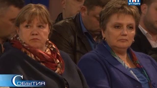 2017.06 // События / Глава района встретился с жителями микрорайона Солнечный смотреть онлайн