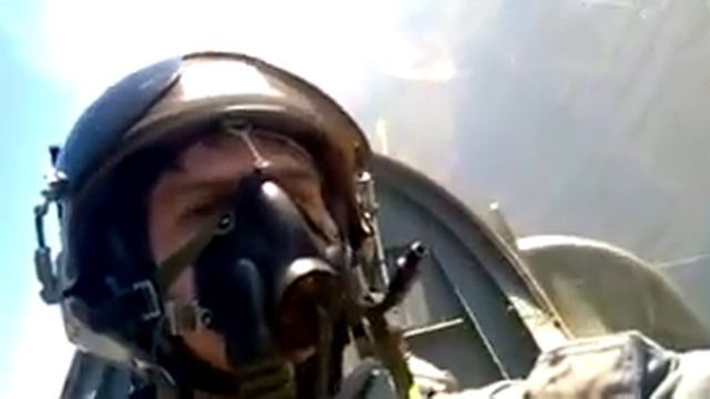Сложный пилотаж на L-39 смотреть онлайн