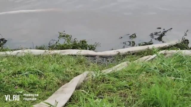 VL.ru – В Уссурийске пожарные откачивают воду с улиц смотреть онлайн
