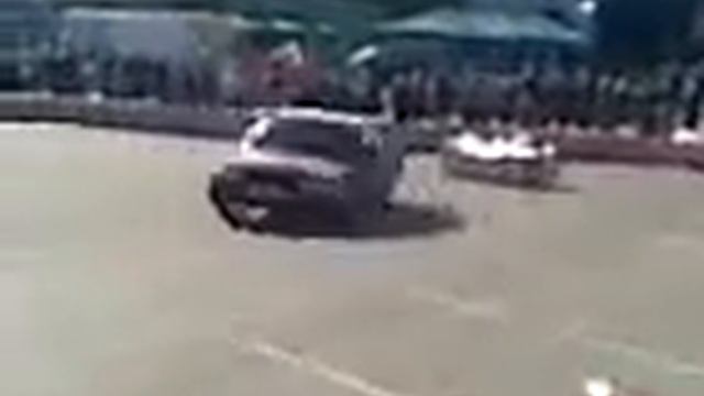 Dragas Bazej Driftas Slalomas AUDI80 VS MAZDA323