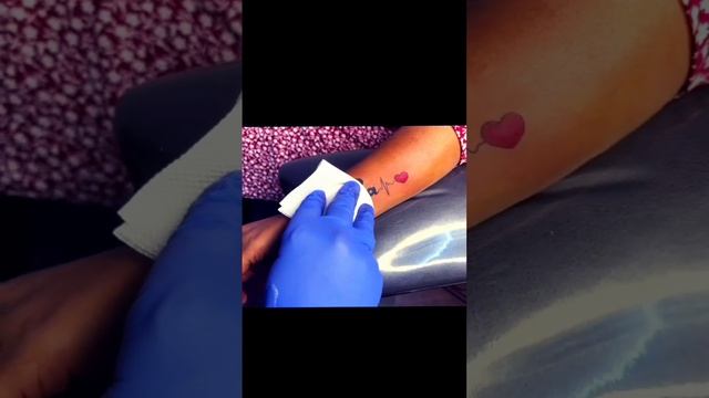 Mom Dad Tattoo || Heart Block Tattoos #artistuv #shorts #tattoo смотреть онлайн