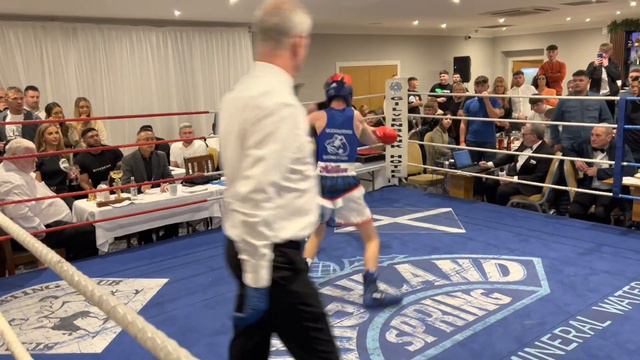 Lewis Wardrope (Rob Roy) Vs Michael Miller (Glenrothes) смотреть онлайн