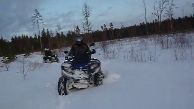 CFMOTO X8 по снегу смотреть онлайн