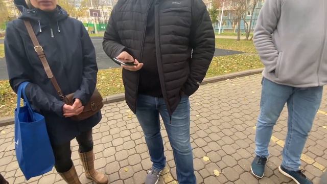 Встреча с директором 867 школы, по кошачьим делам смотреть онлайн