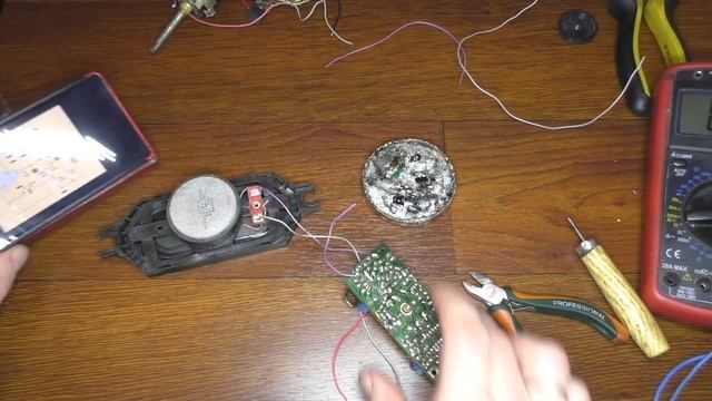 FM приемник из старой касетной магнитолы смотреть онлайн