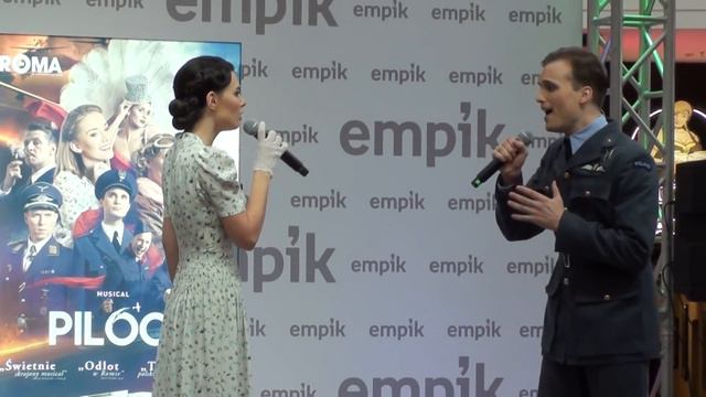 "Nie obiecuj nic" Natalia Krakowiak,Jan Traczyk TM Roma - Promocja płyty z musicalu Piloci смотреть онлайн