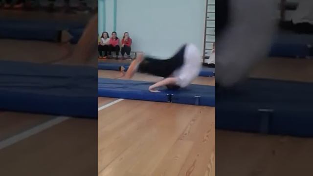 ФИЗ-РА ЧАСТЬ 2 . ВНИМАНИЕ ЭТО МАТЫ!!!! смотреть онлайн