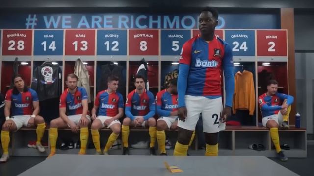 Ted Lasso - Half Time Team Talk vs West Ham with Reuniting the Pieces смотреть онлайн