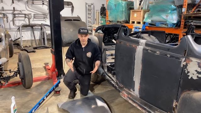 English Wheel Techniques for Low Crown Panels - 1939 Lincoln Zephyr Coupe Conversion смотреть онлайн