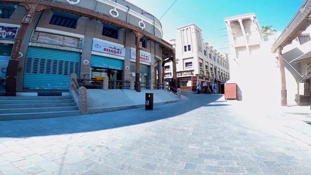 Virtual Walking Tour In Dubai I Visiting Deira Old Souk or Textile Souk in Bur Dubai смотреть онлайн