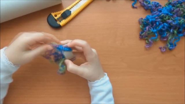 DIY! Шапочка из ниток - поделка игрушка своими руками. Hat of thread - handmade toy. смотреть онлайн