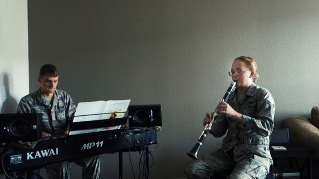 Maiden With Flaxen Hair - Claude Debussy смотреть онлайн