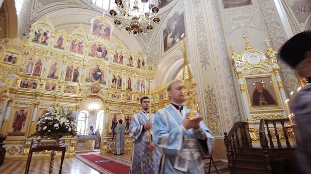 Божественная литургия в праздник Успения Пресвятой Богородицы в Свияжском монастыре смотреть онлайн