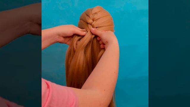 How To: Basic French Braid - Hair Tutorials. Как заплести косу с подхватами. Колосок пошагово смотреть онлайн