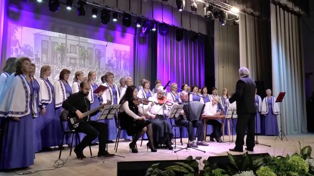 "Победа" исп. Народный ансамбль песни и танца им. М.К. Огинского смотреть онлайн