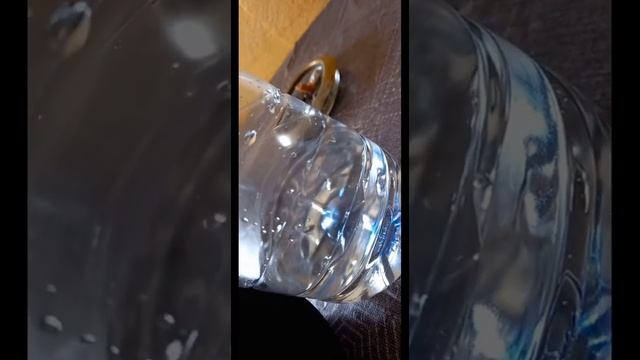 BASS TEST, The Water bottle is a pasive radiator!!! Tronsmart T6 Max #epicpartner #beauty #bass смотреть онлайн