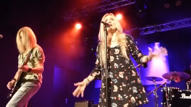 Sass Jordan - Pissin' Down (Iduna Drachten 24-01-2016) смотреть онлайн