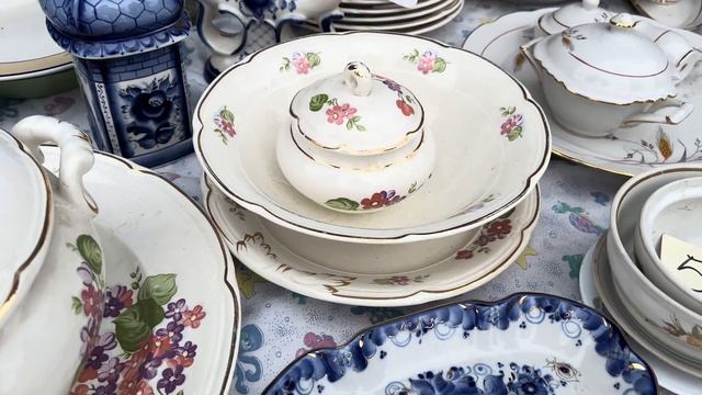 ПРОБЕЖКА ПО БЛОШИНОМУ РЫНКУ В НОВОПОДРЕЗКОВО. смотреть онлайн