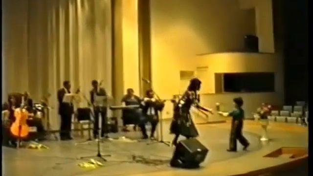 Azərbaycan Incəsənət Ustadları İsveçdə Ilk Tarixi çıxışları DAN ULDUZU Ansamblı Flora Kərimova 1991