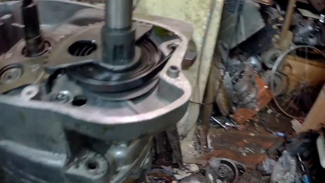 ИЖ Планета ПОДРОБНАЯ СБОРКА: Корзина сцепления