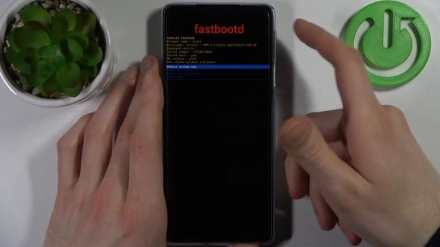 MOTOROLA Edge 30 Pro | Как выйти из режима быстрого загрузчика на MOTOROLA Edge 30 Pro?