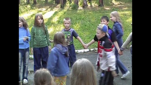 Хоровод в лагере "Исетские Зори" 2006 год. №2. Съёмка и монтаж Корюкова Игоря. смотреть онлайн