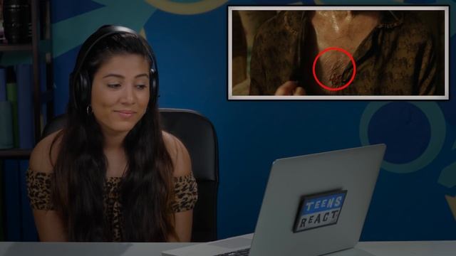 Teens React To It Chapter 2 Trailer And Easter Eggs смотреть онлайн