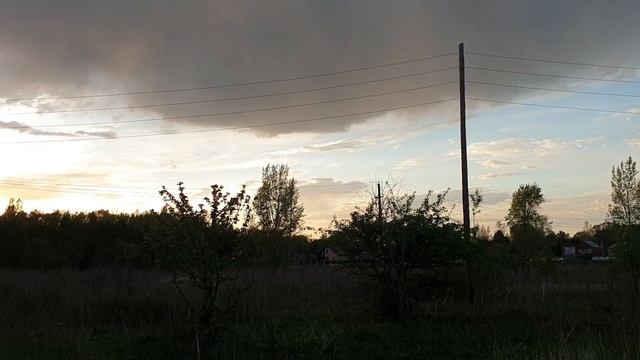 Поездка к сестре на дачу в Царевщину. Пикник с большим количеством шашлыка. Прогулки и суровая баня смотреть онлайн