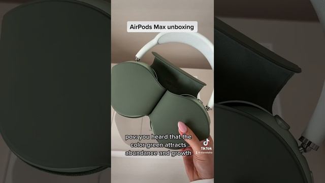 Apple AirPods Max unboxing - color green ? смотреть онлайн