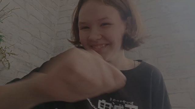 Распаковка косплея Март 7! смотреть онлайн