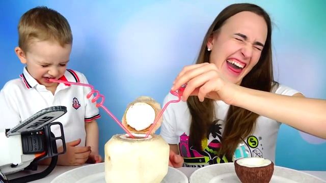 Обычная Еда против Мармелада Челлендж! Мама ПЛАЧЕТ! Real Food Vs Gummy Food - Challenge