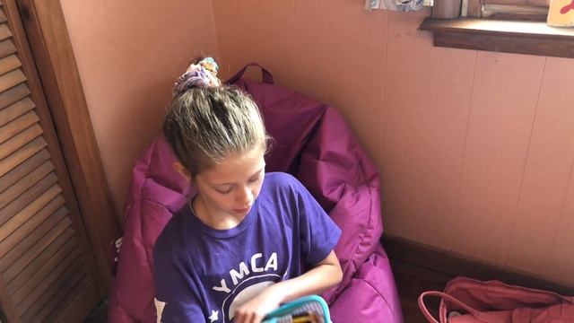 Back to School Shopping for 6th GRADE! смотреть онлайн