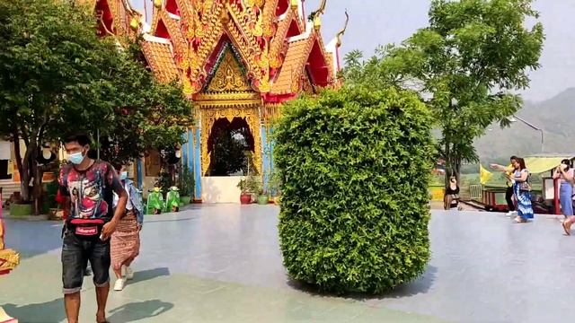 Красивый Храм Ват Там Суа (Wat Tham Suea) в Таиланде смотреть онлайн