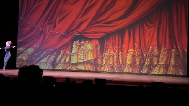 Театральный сезон закончен. Настроение - неигристое