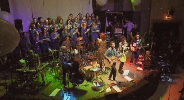 Браво, Яна Блиндер, Sunny Side Singers "Last Christmas"