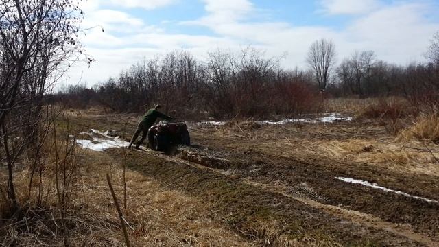 Me muddin on mt 1985 honda trx 250 смотреть онлайн