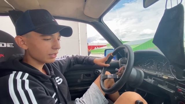 ЛУЧШЕ НОВОЙ М3 | БМВ Е30 смотреть онлайн