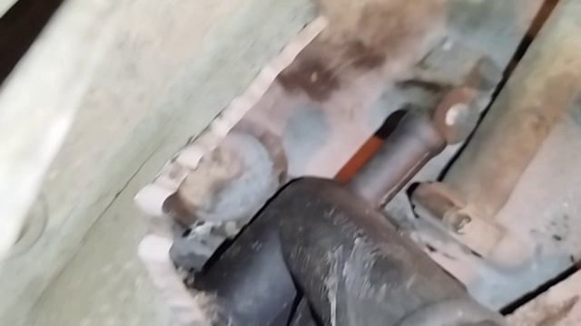 Замена патрубка помпы двигатель Крайслер 2,4 ГАЗ 31105 ВОЛГА смотреть онлайн