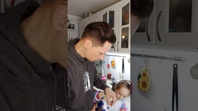 Кофе в чашке в фильтр пакете. Получается хорошо смотреть онлайн