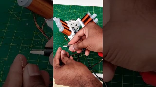 V6 Engine using neodymium Magnets смотреть онлайн