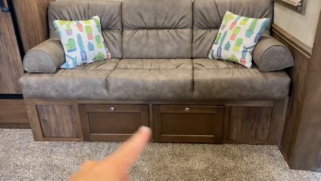 2023 Merhow 4 Horse Trailer Tour | Model: Stampede 8412-A-RKS | 12' LQ, Slide, Open Floor Plan ???? смотреть онлайн