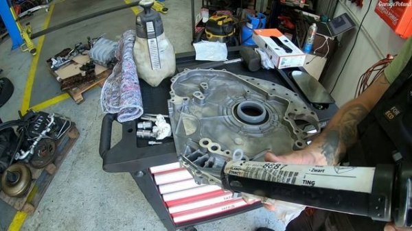 To proste Rozrząd Audi V8 4.2 FSI engine timing chains replacement part.2