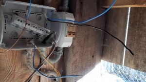 Проводим электричество в сарай. Простая электрическая схема. Нюансы монтажа.