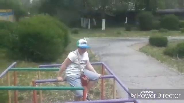 VLOG: ГУЛЯЮ С ДРУЗЬЯМИ? смотреть онлайн