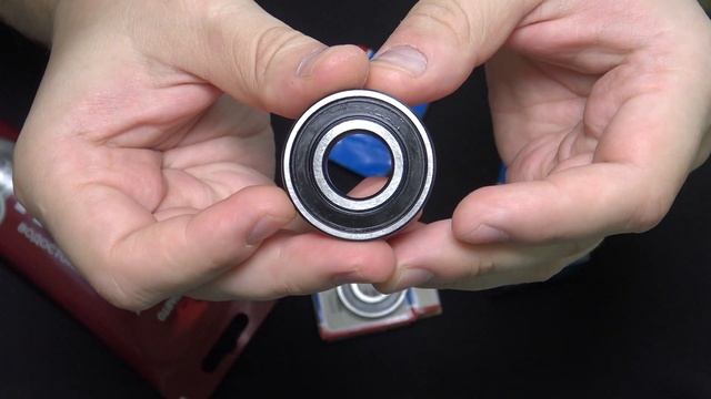 Подшипники и смазку для электросамоката заказал на ОЗОН. Пересобрал батарею на электросамокате смотреть онлайн