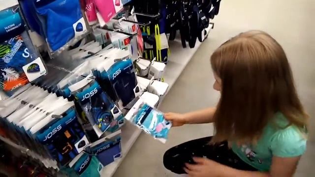 Выбираем Шапочку для Бассейна!!! /Vikki Top. смотреть онлайн