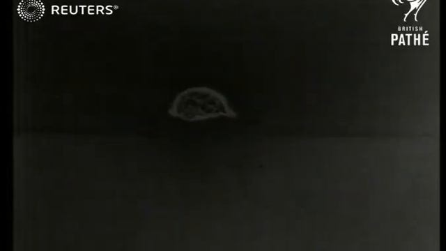 Atomic bomb testing in New Mexico (1945) смотреть онлайн