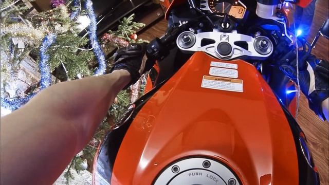 Новый год 2017 с мотоциклом смотреть онлайн
