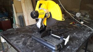 Монтажная пила DeWALT D28730
